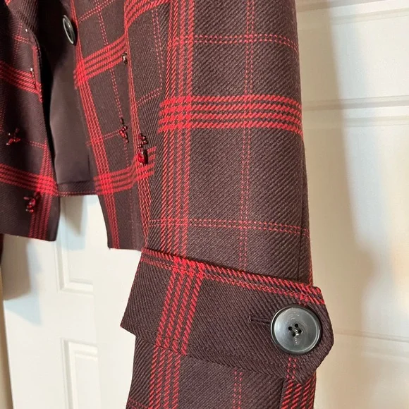 Jacket - Picture 2 of 5